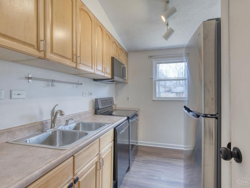 3940 Wagon Trail Road, Mason, OH 45040 Photo 6