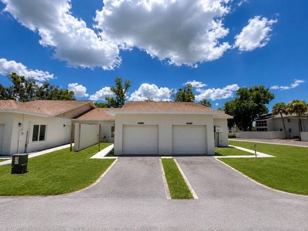 1411 OAK PL, Unit B, APOPKA, FL 32712