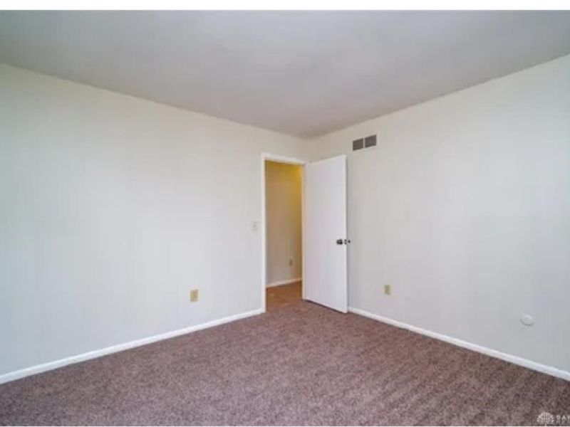 4757 Shaunee Creek Drive, Dayton, OH 45415 Photo 10