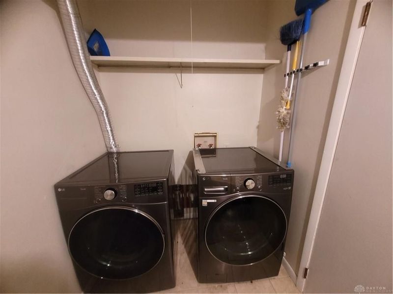 4757 Shaunee Creek Drive, Dayton, OH 45415 Photo 14