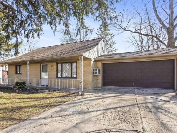 2624 Garden Park Drive, Fort Wayne, IN 46825