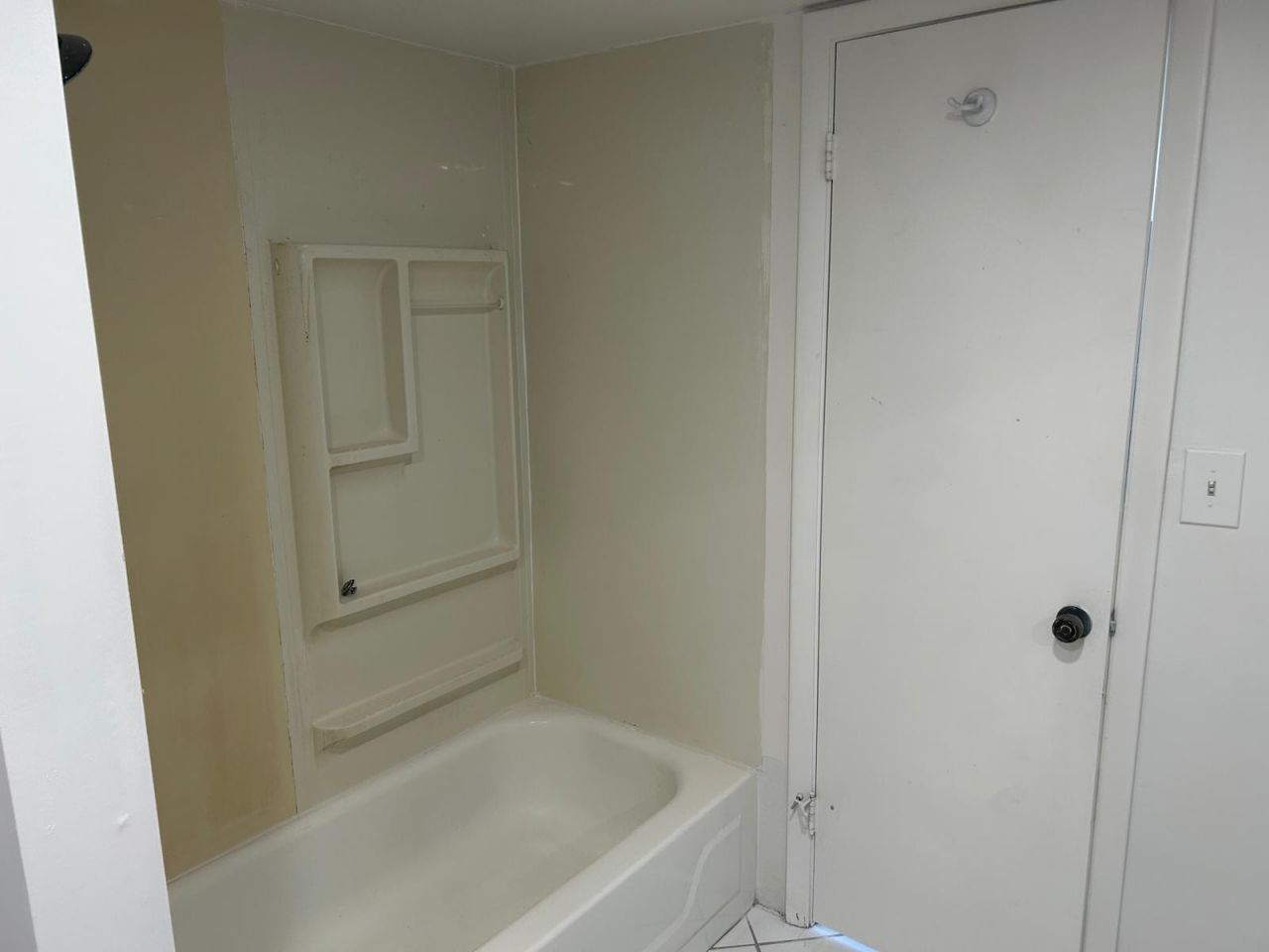 3900 NW 76th Avenue, Sunrise, FL 33351 Photo