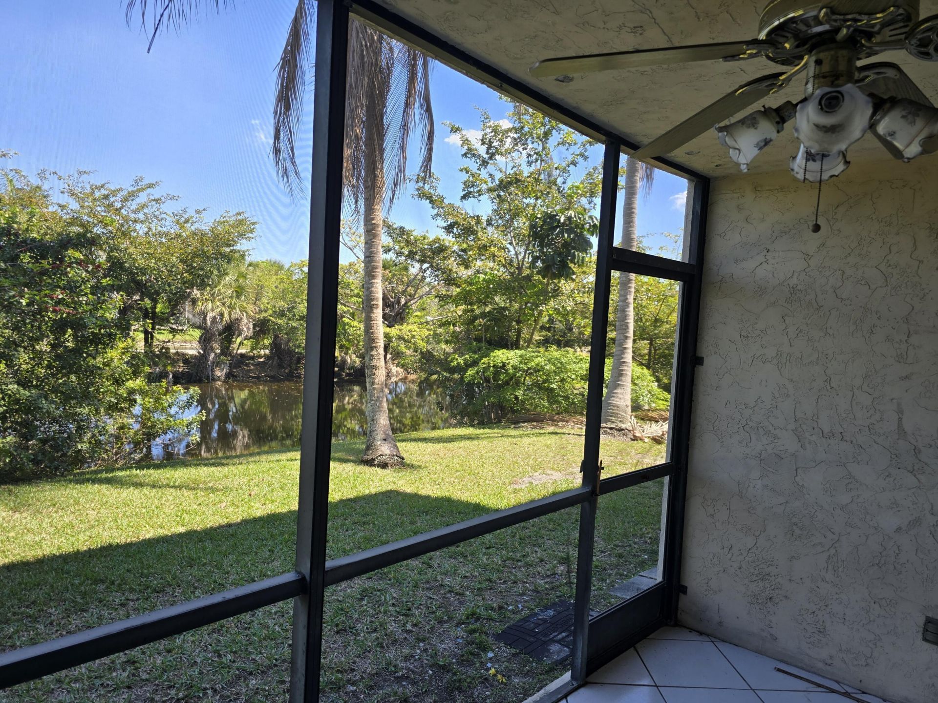 3900 NW 76th Avenue, Sunrise, FL 33351 Photo