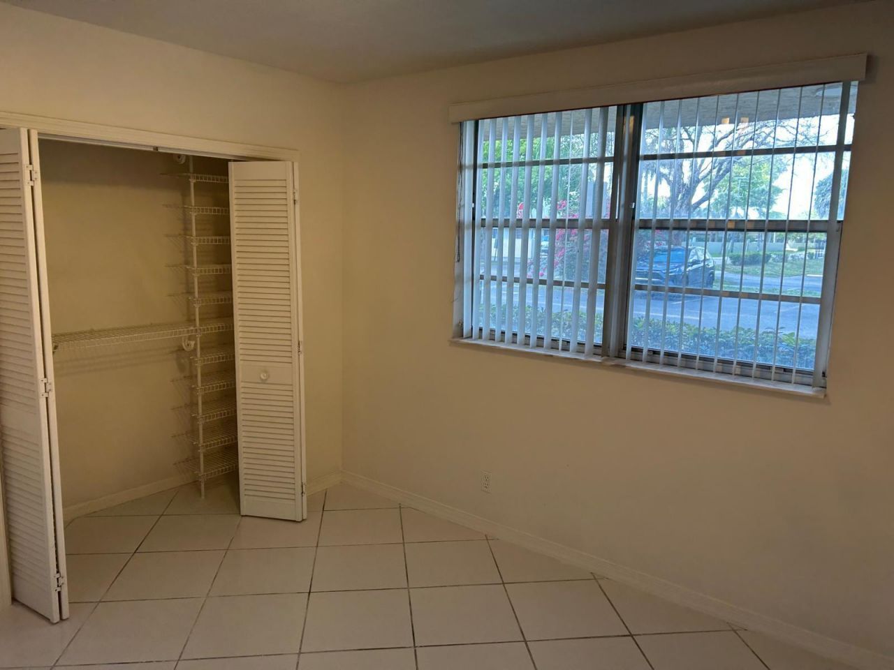 3900 NW 76th Avenue, Sunrise, FL 33351 Photo