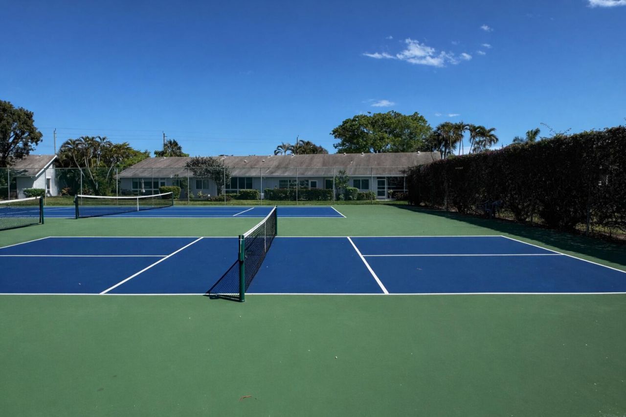 2840 Casa Way, Unit 201, Delray Beach, FL 33445 Photo