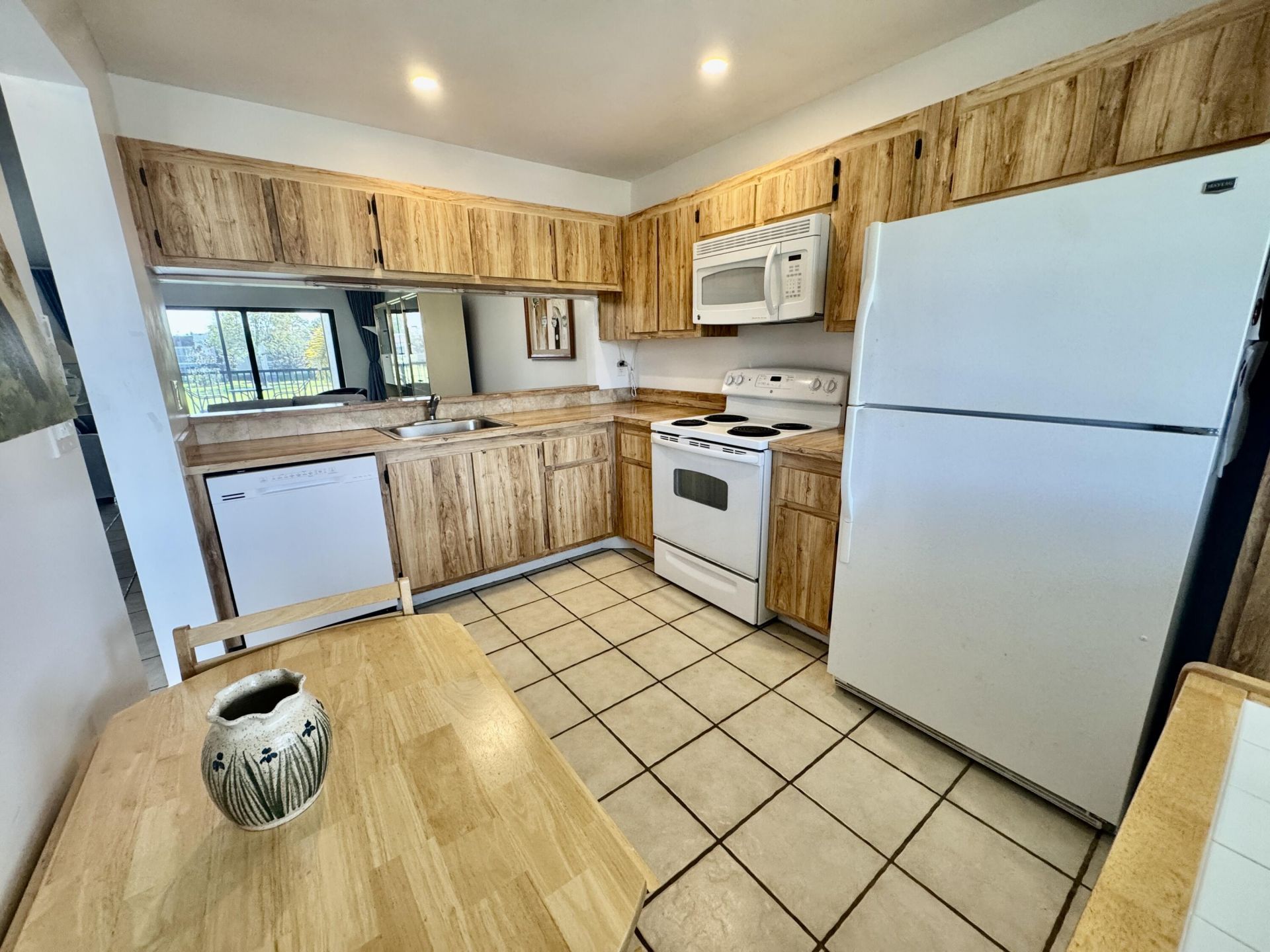 2840 Casa Way, Unit 201, Delray Beach, FL 33445 Photo