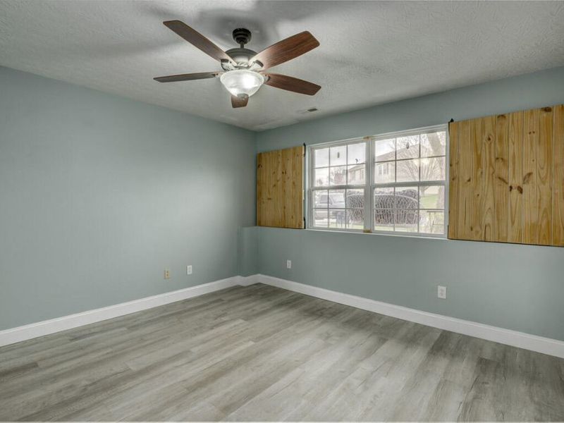 263 Redwood Drive, Dry Ridge, KY 41035 Photo 18