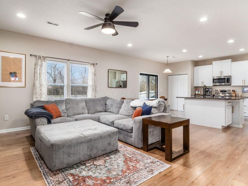 4061 Greenup Drive , Columbus, OH 43207 Photo 9