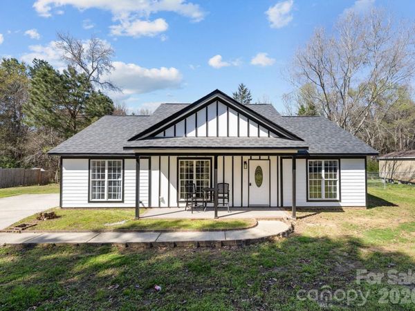 1012 Crescent Way, Wingate, NC 28174