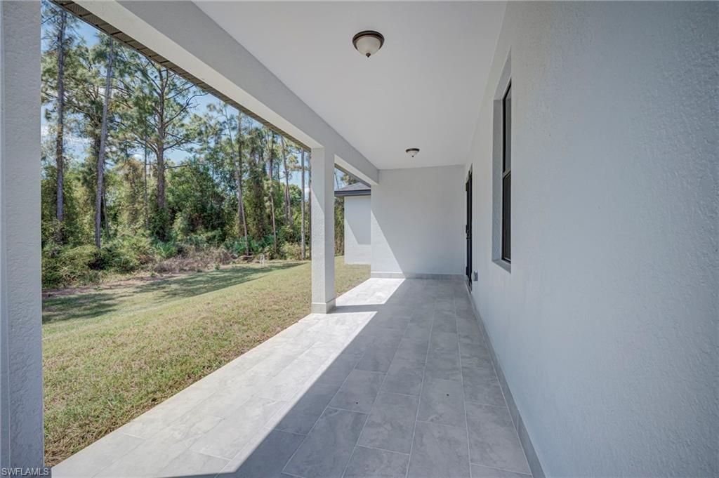 872 Spaulding St E, Lehigh Acres, FL 33974 Photo