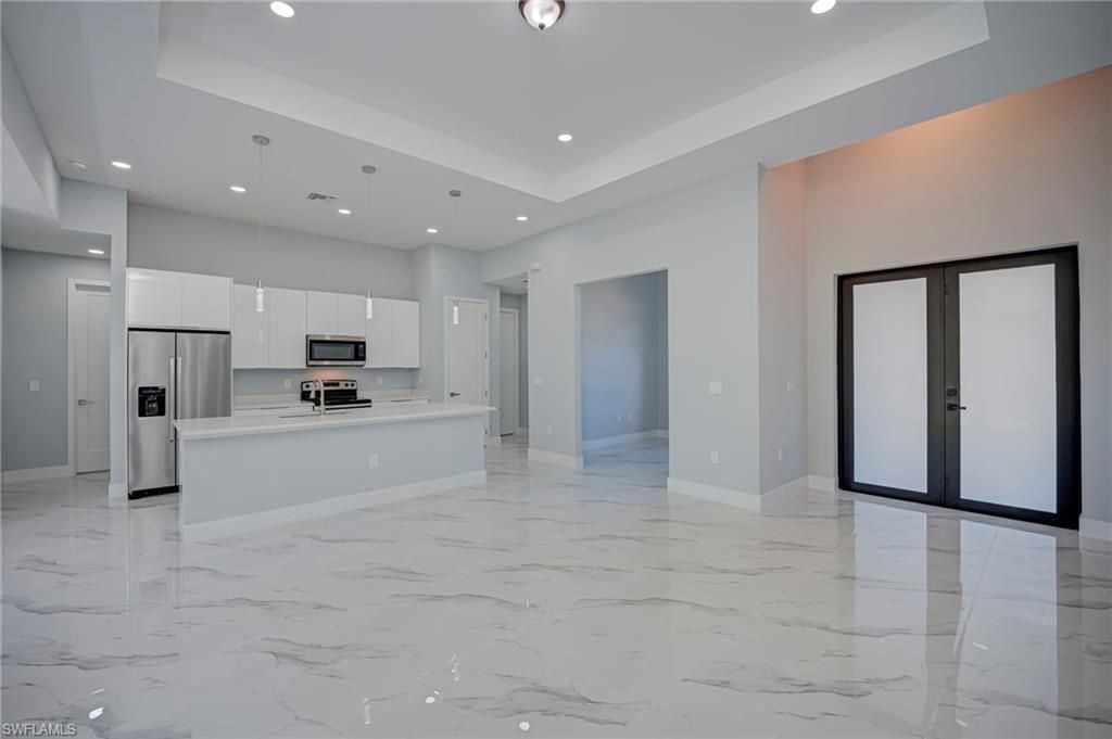 872 Spaulding St E, Lehigh Acres, FL 33974 Photo