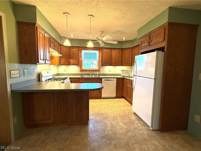 4 Rustic Drive, Millersburg, OH 44654 Photo 11