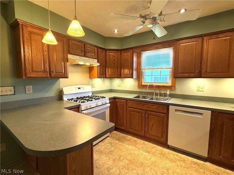 4 Rustic Drive, Millersburg, OH 44654 Photo 7