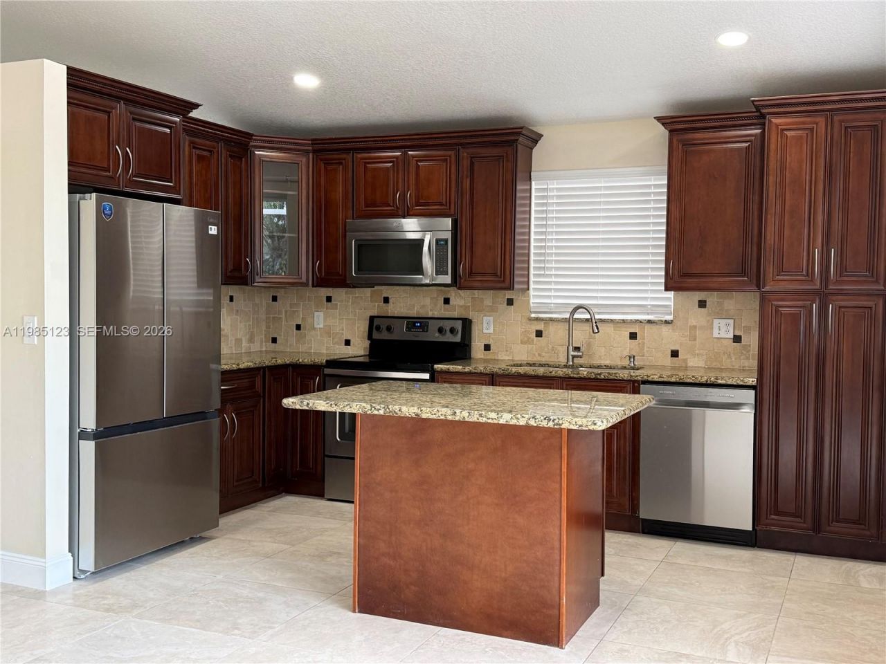 15686 NW 12th Mnr , Unit 15686, Pembroke Pines, FL 33028 Photo