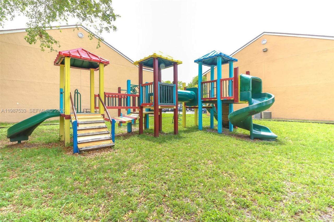 2157 SW 80th Ter, Unit 2157, Miramar, FL 33025 Photo