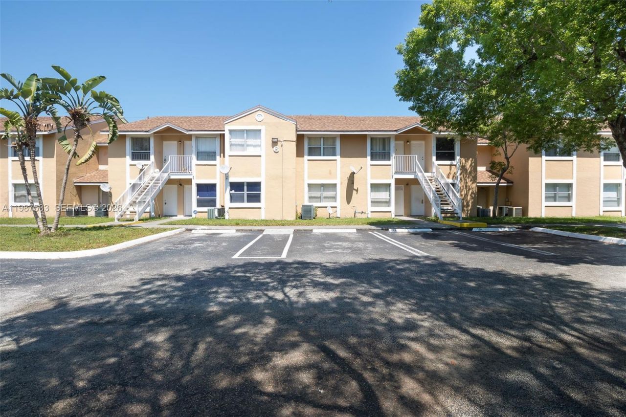 2157 SW 80th Ter, Unit 2157, Miramar, FL 33025 Photo