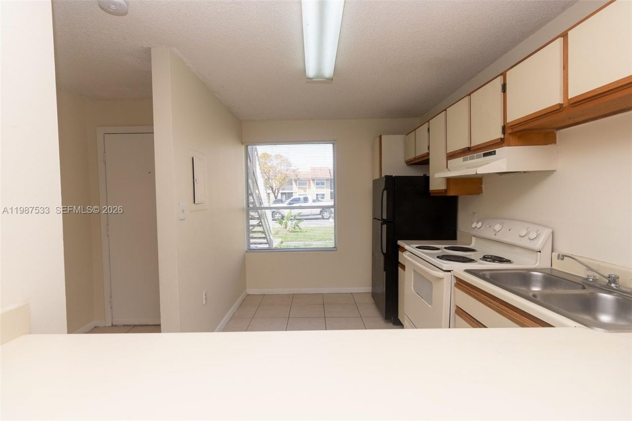 2157 SW 80th Ter, Unit 2157, Miramar, FL 33025 Photo
