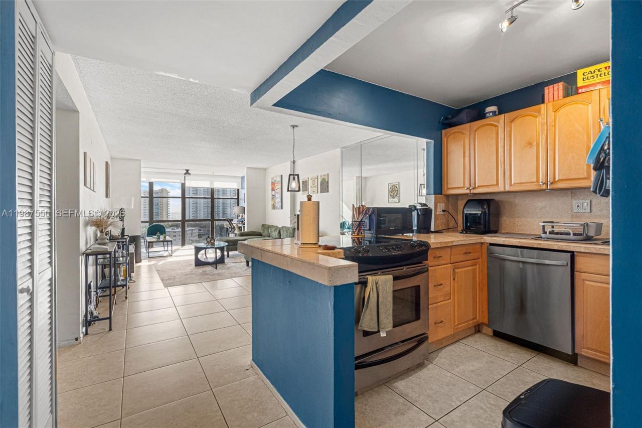 Please Call For Address, Unit 1006, Hallandale Beach, FL 33009 Photo