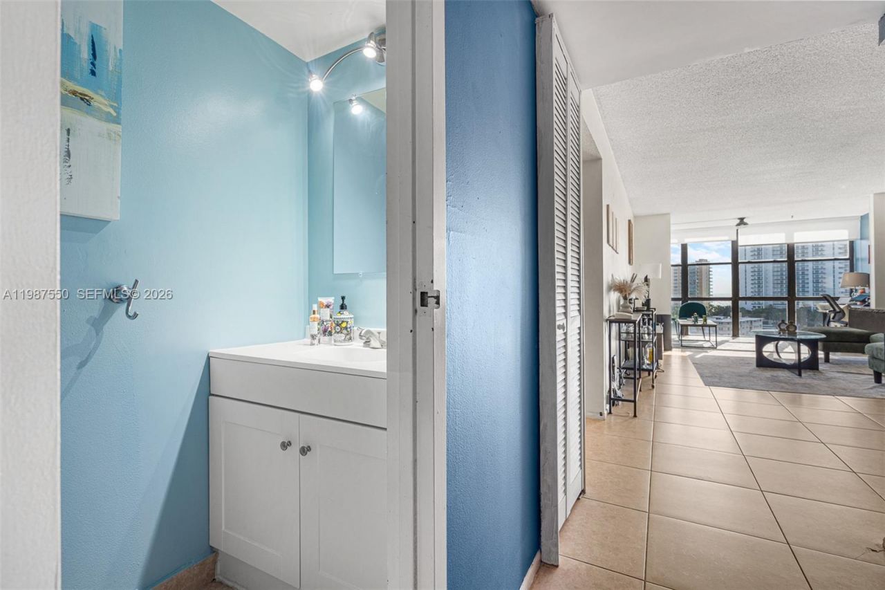 Please Call For Address, Unit 1006, Hallandale Beach, FL 33009 Photo