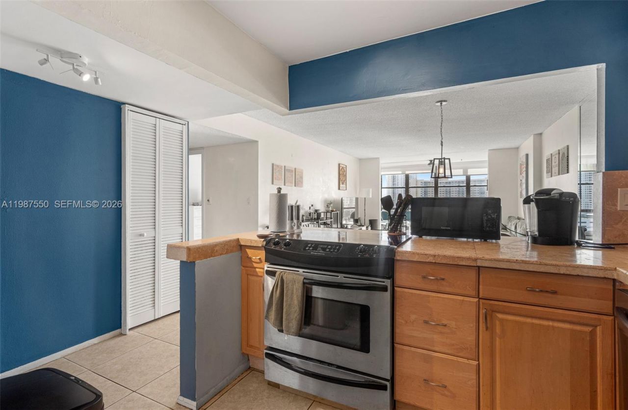 Please Call For Address, Unit 1006, Hallandale Beach, FL 33009 Photo