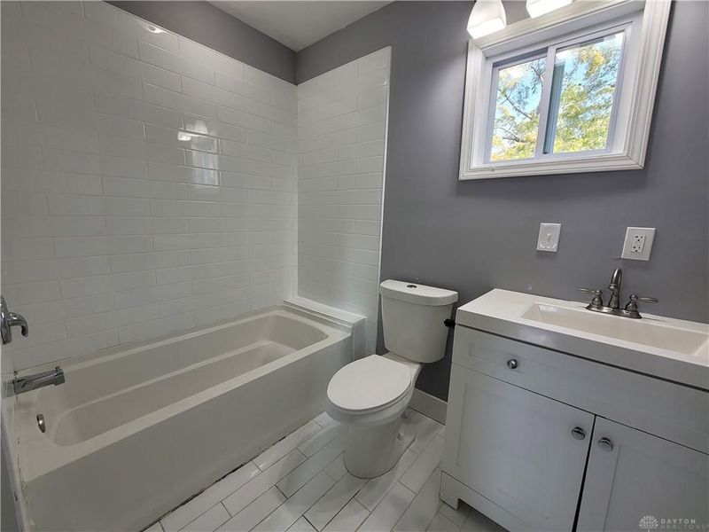 244 Clarendon Avenue, Columbus, OH 43223 Photo 29