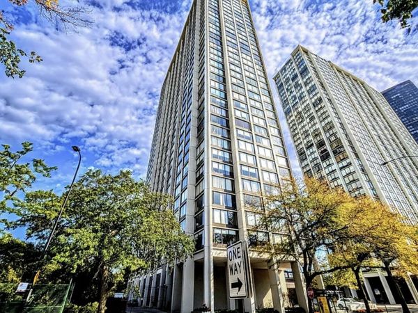 5455 N sheridan Road , Unit 2703, Chicago, IL 60640