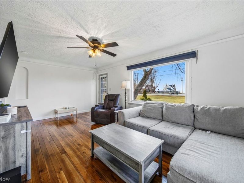 33378 Lake Shore Boulevard, Eastlake, OH 44095 Photo 11