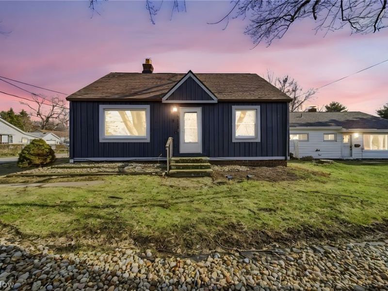 33378 Lake Shore Boulevard, Eastlake, OH 44095 Photo 2