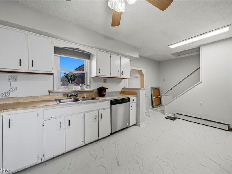 33378 Lake Shore Boulevard, Eastlake, OH 44095 Photo 8