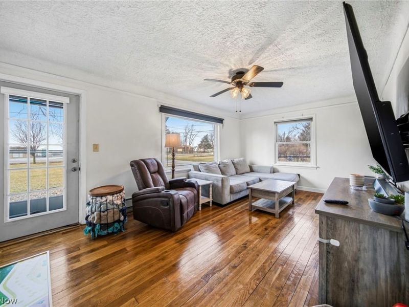 33378 Lake Shore Boulevard, Eastlake, OH 44095 Photo 9