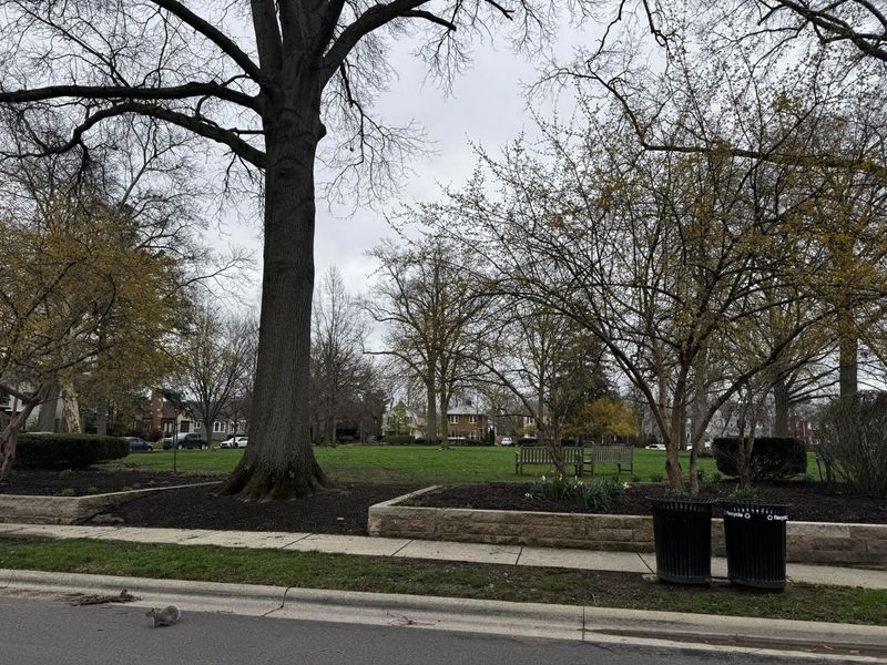 890 S Cassingham Road, Columbus, OH 43209 Photo 11