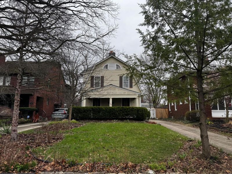 890 S Cassingham Road, Columbus, OH 43209 Photo 2