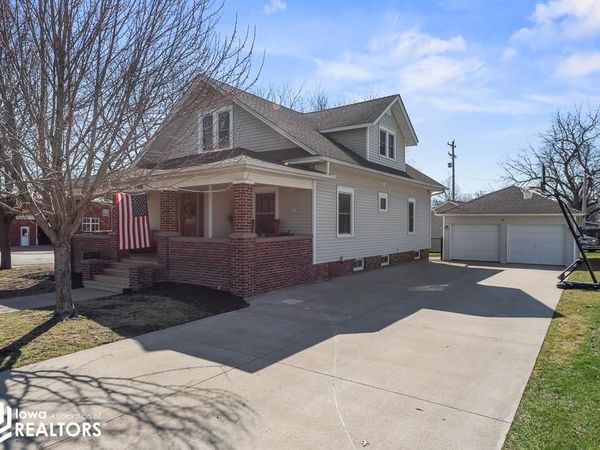 408 E Franklin Street, Bloomfield, IA 52537