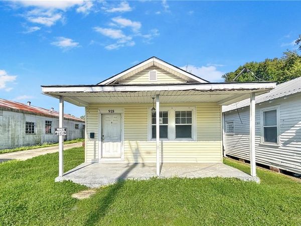 918 CAROLINE Street, Thibodaux, LA 70301
