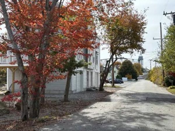 46 Holt Road , Unit A, Buzzards Bay, MA 02532