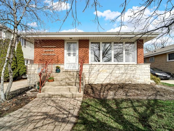 10016 Estelle Drive , Rosemont, IL 60018