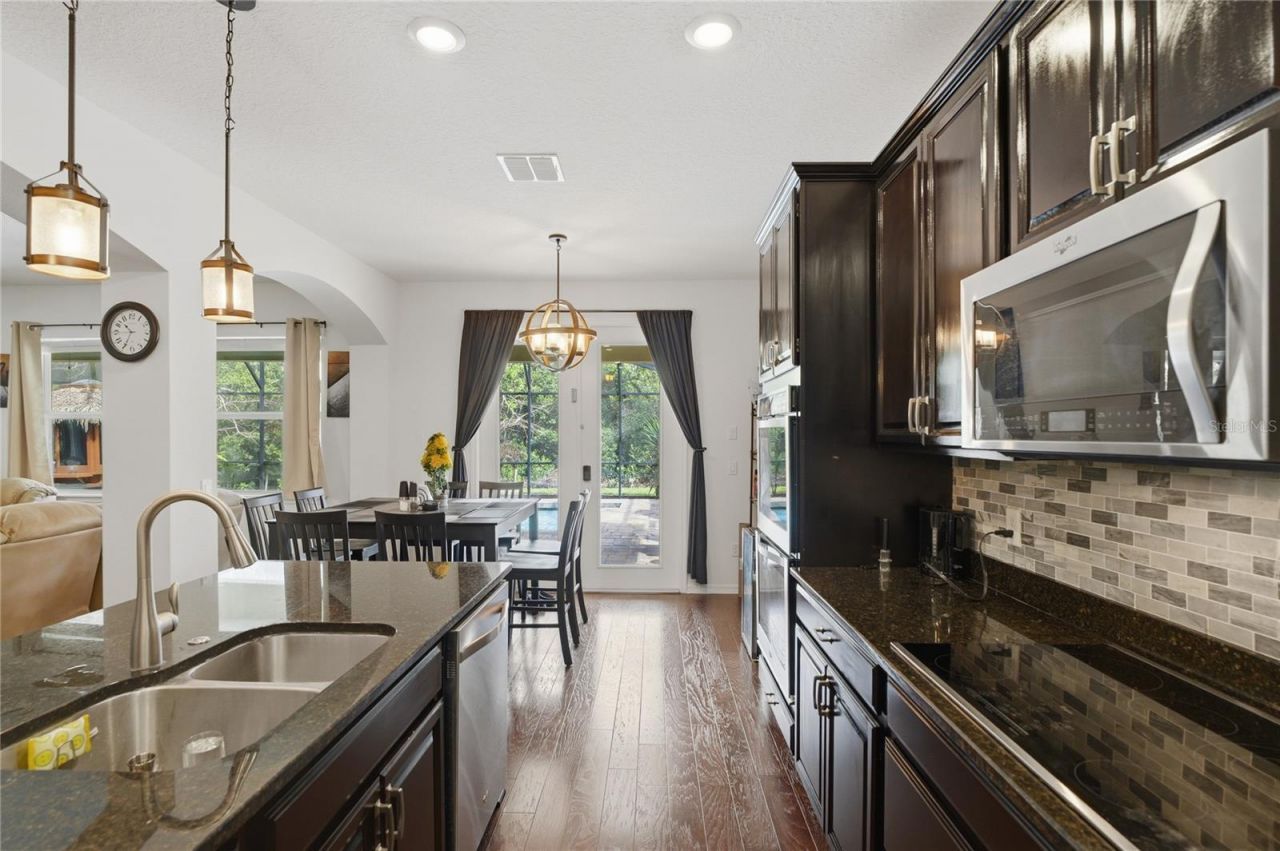 3129 Pinenut Drive , Apopka, FL 32712 Photo