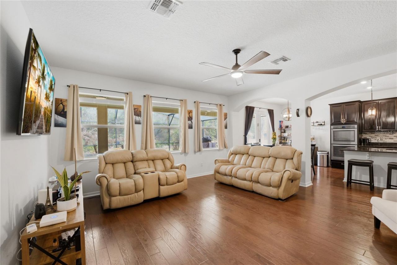 3129 Pinenut Drive , Apopka, FL 32712 Photo