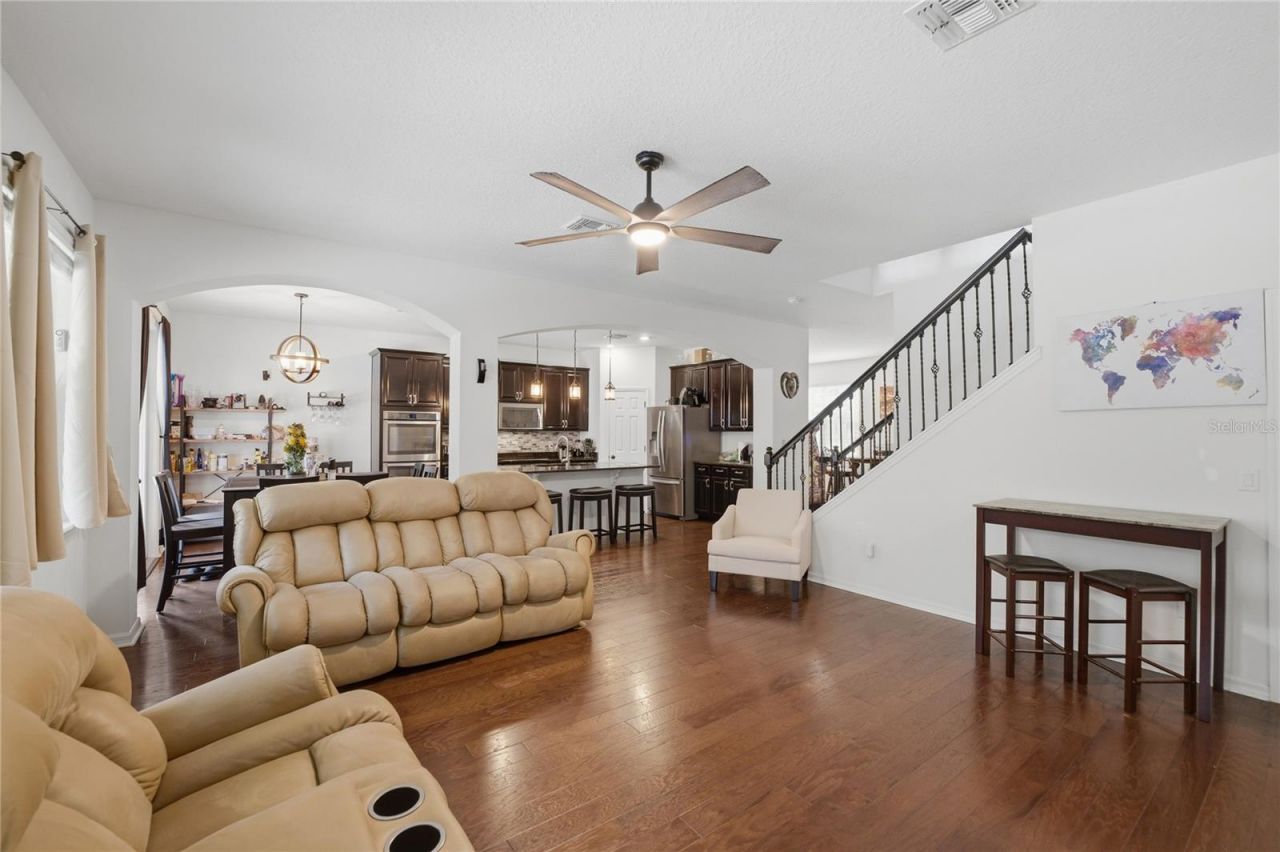 3129 Pinenut Drive , Apopka, FL 32712 Photo