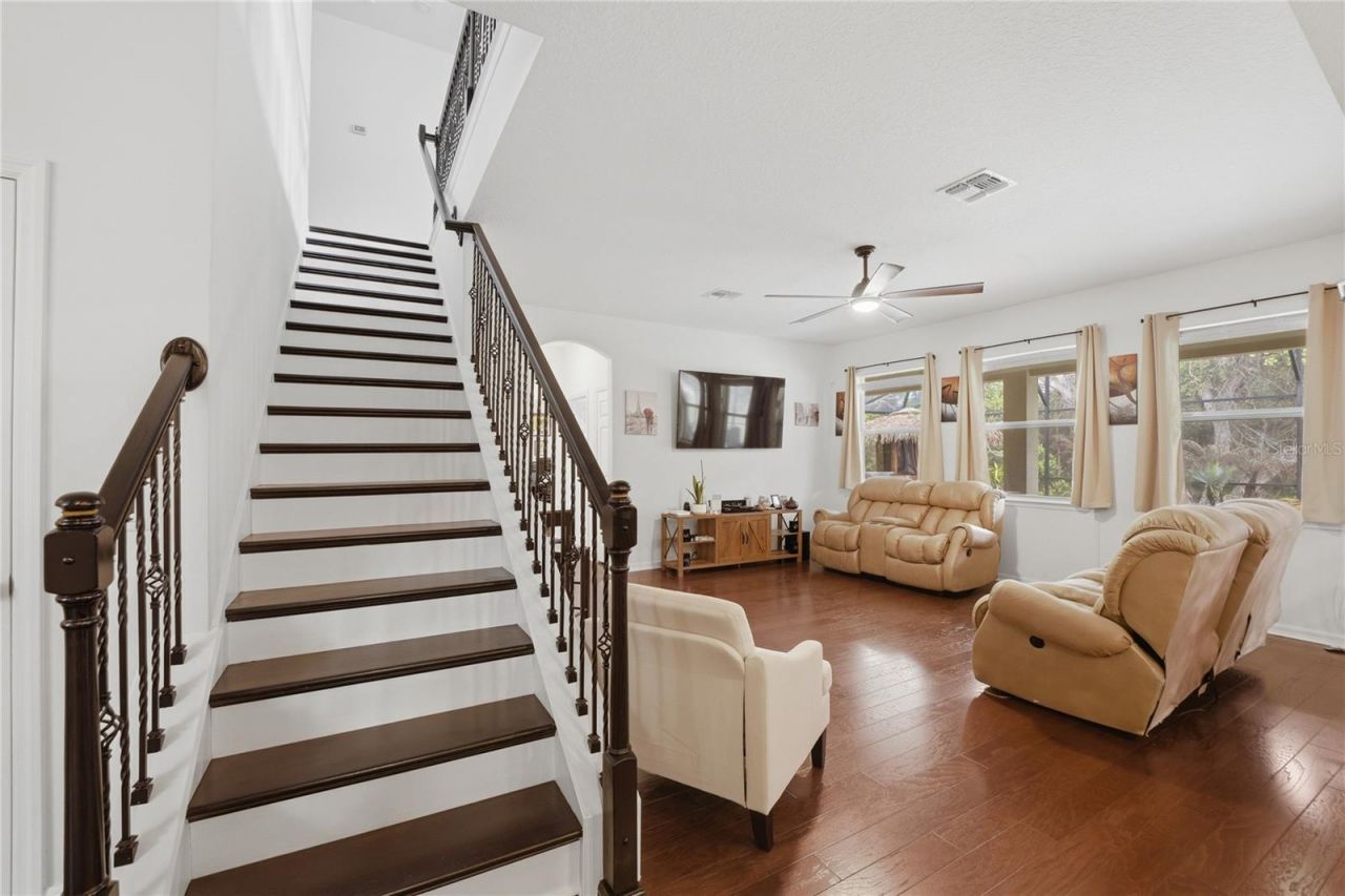 3129 Pinenut Drive , Apopka, FL 32712 Photo