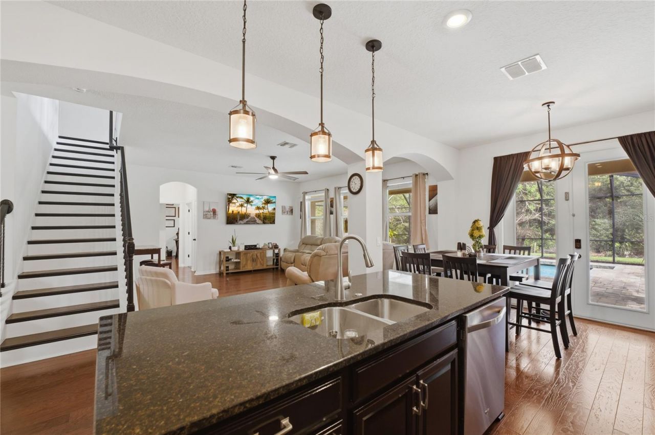 3129 Pinenut Drive , Apopka, FL 32712 Photo