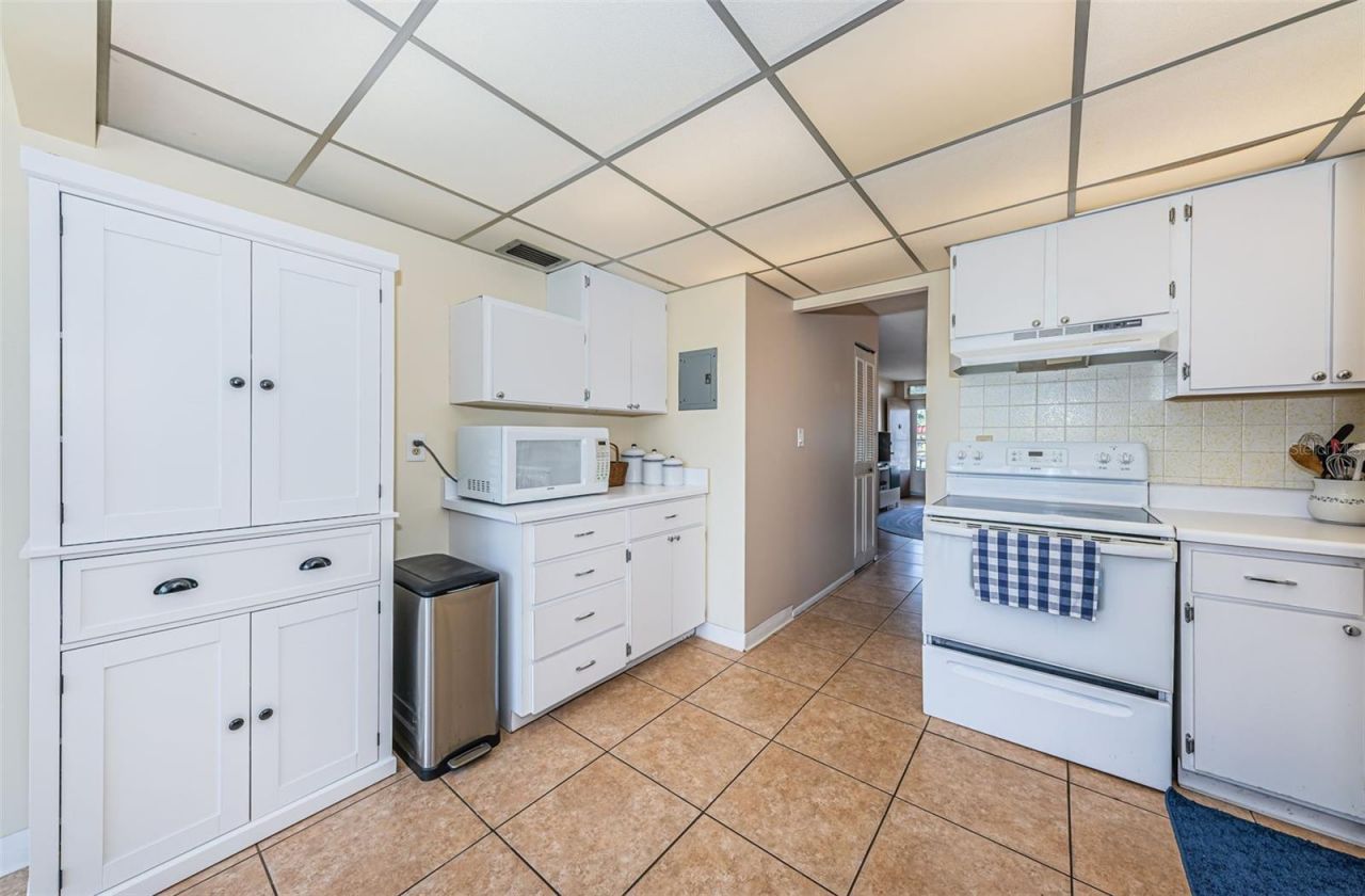 4915 Bay Street Ne, Unit 126, Saint Petersburg, FL 33703 Photo