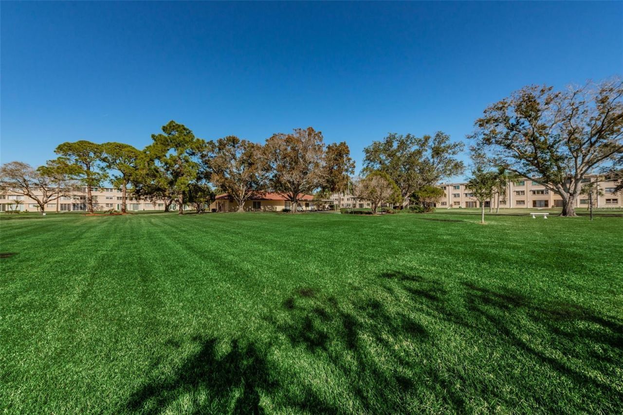 4915 Bay Street Ne, Unit 126, Saint Petersburg, FL 33703 Photo