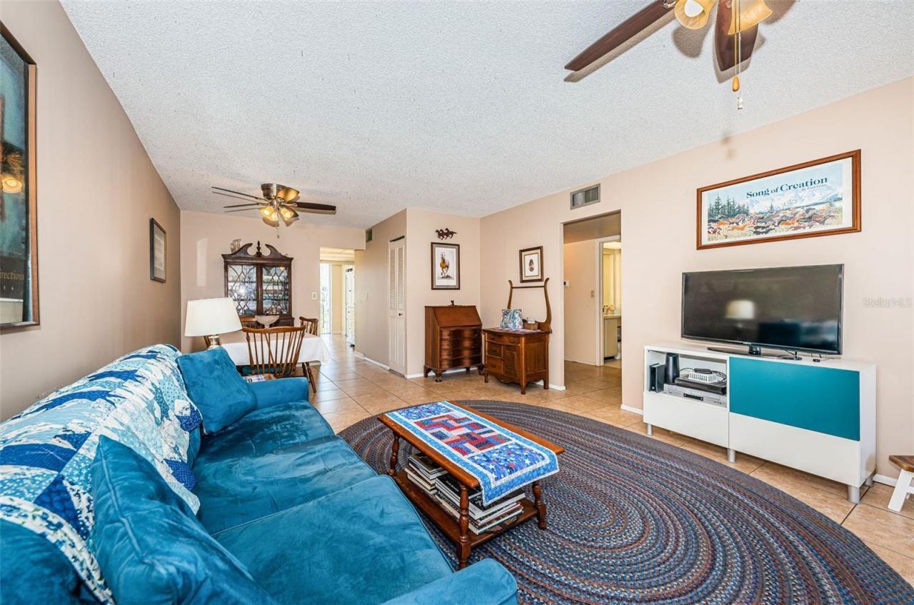 4915 Bay Street Ne, Unit 126, Saint Petersburg, FL 33703 Photo