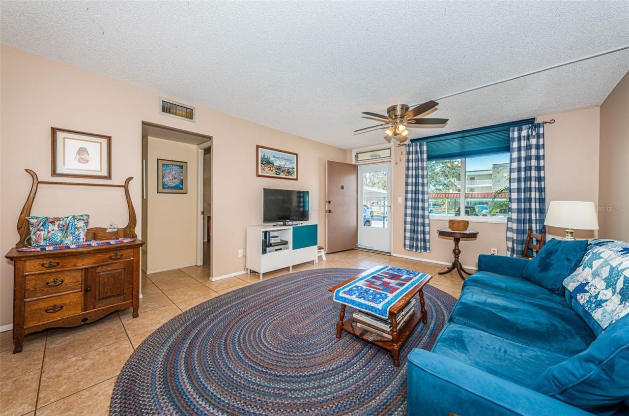 4915 Bay Street Ne, Unit 126, Saint Petersburg, FL 33703 Photo