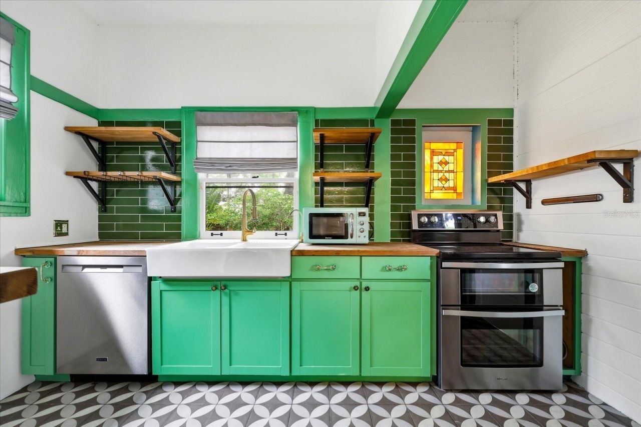 1024 23rd Avenue N, Saint Petersburg, FL 33704 Photo