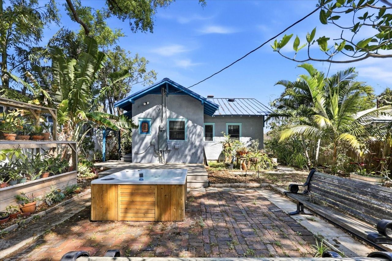 1024 23rd Avenue N, Saint Petersburg, FL 33704 Photo