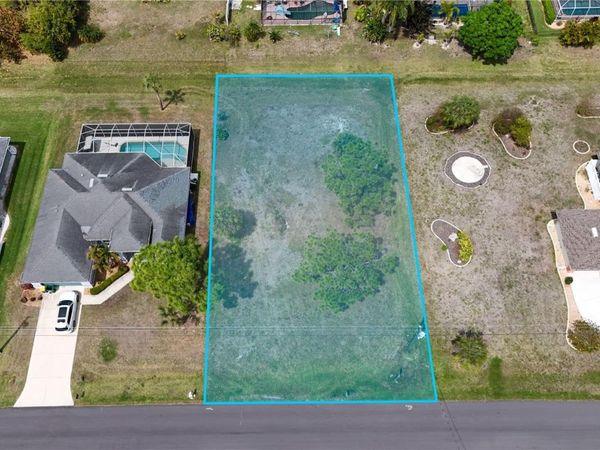 9 LONG MEADOW LANE , ROTONDA WEST, FL 33947