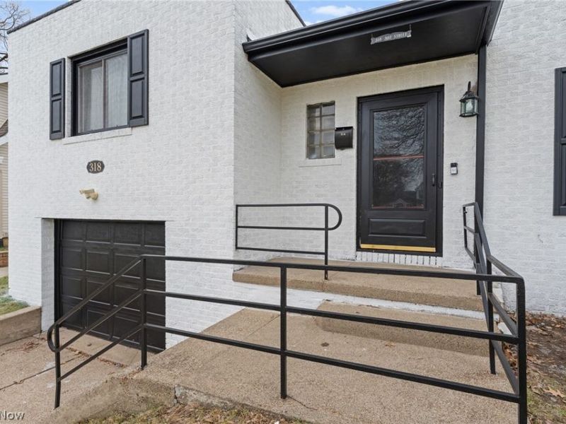 318 31st Street NW, Canton, OH 44709 Photo 2