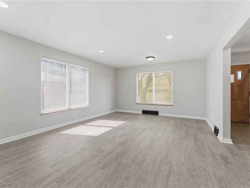 318 31st Street NW, Canton, OH 44709 Photo 5